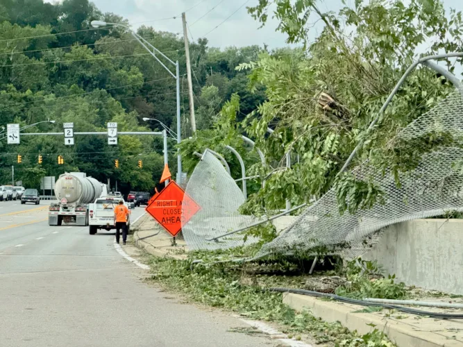 Area cleaning up after severe storm, possible tornado in Pleasants County